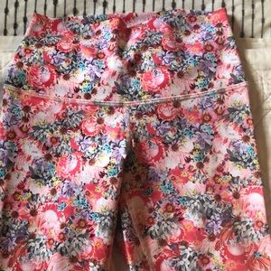 lululemon high waist wunder under crop